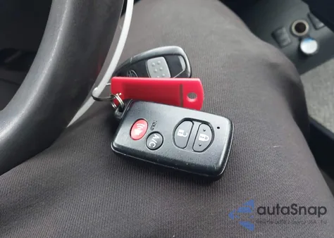 2014 Toyota Prius Plug-In from USA, damaged, VIN JTDKN3DP8E3050556